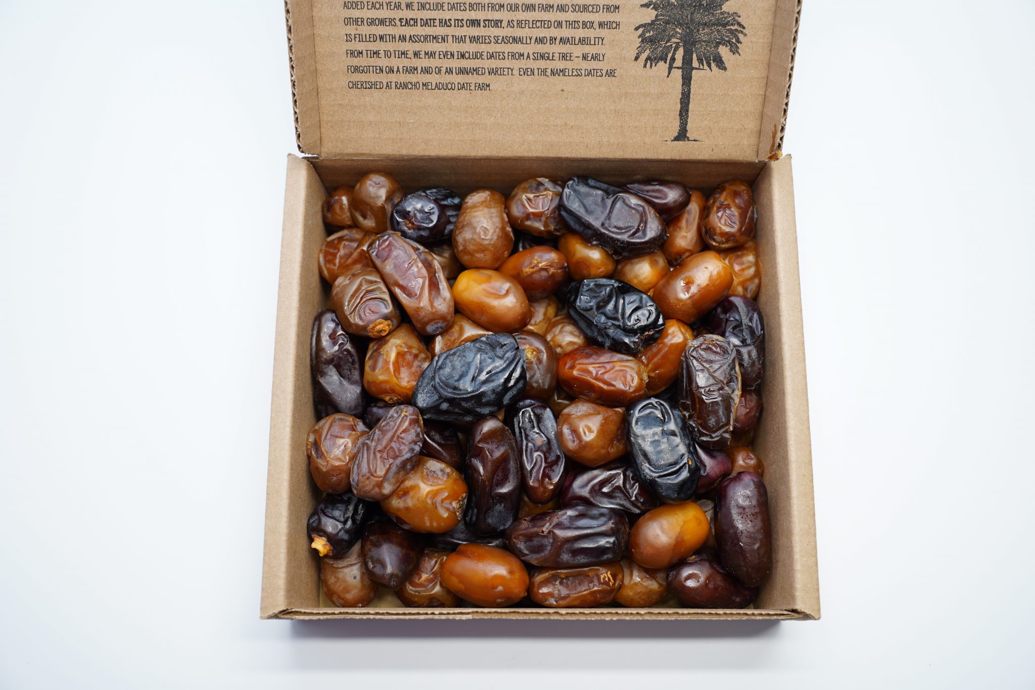 Rancho Meladuco Date Farm Launches Heirloom Variety Date Box | Nosh.com